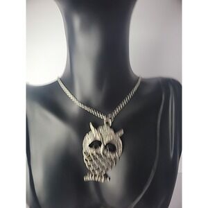 Vintage Necklace Silver Tone Chain Owl Bird Pendant Stone Eyes Jewelry Costume